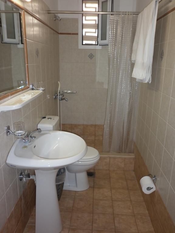Hotel Ritsa Kaména Vúrla Kültér fotó