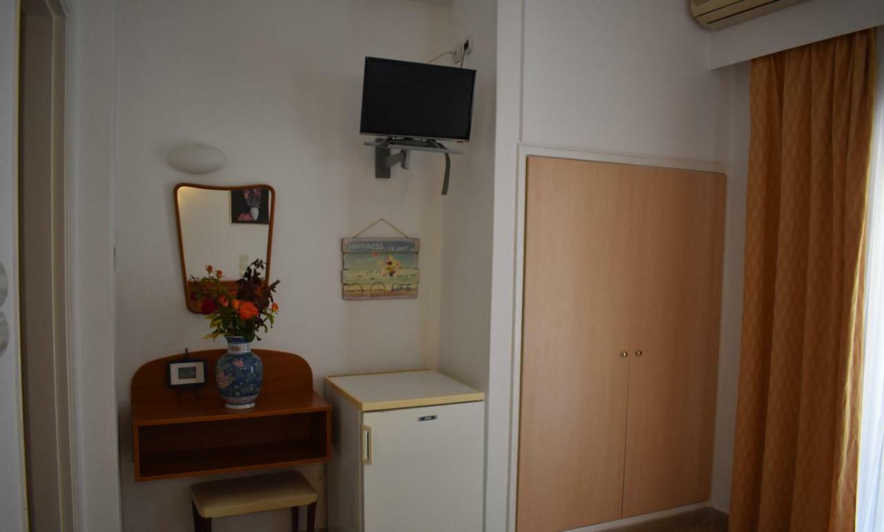 Hotel Ritsa Kaména Vúrla Kültér fotó